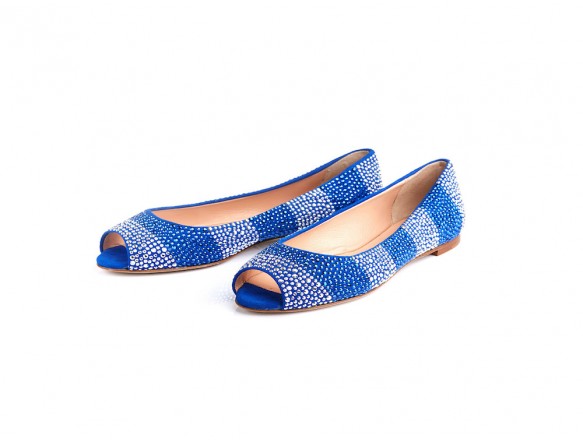 Ballerina spuntata in camoscio, con strass in Royal Blue