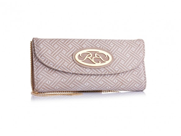 Borsa in pelle stampata con patta unica e tonda,con logo ovale
